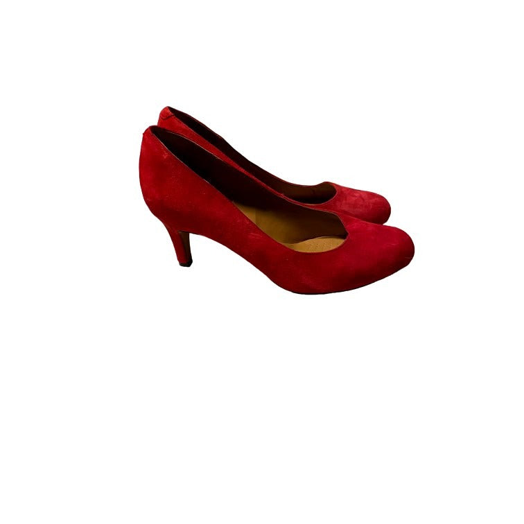 Clarks Red Ultra Suede Pumps