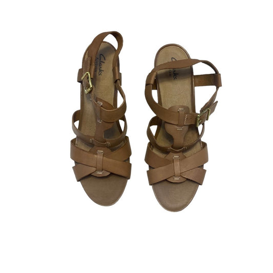 Clarks 10  Tan Brown Strappy Wedge Sandal