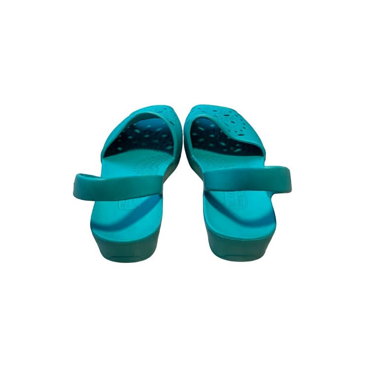 Reaction by Kenneth Cole Teal Sandals